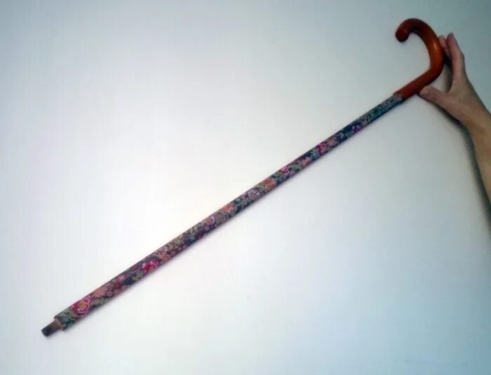 Леденец из фетра. Брошь в виде ключа. Брошь музыкальный ключ. Карамельный палочка елочная игрушка. Вязаные новогодние палочки.