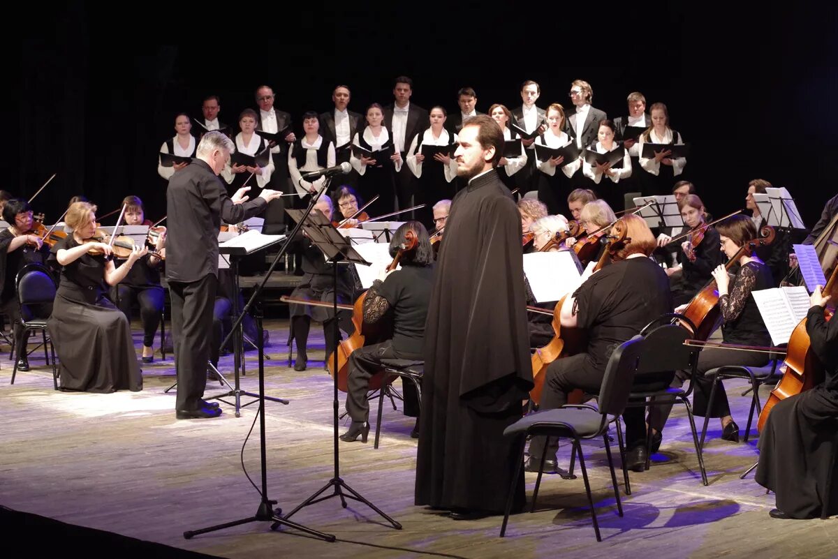 Оратория алфеева. Оратория страсти по матфею. Иларион алфеев страсти по матфею. Оратория митрополита илариона (алфеева) «страсти по матфею». Митрополит иларион страсти по матфею 2022.