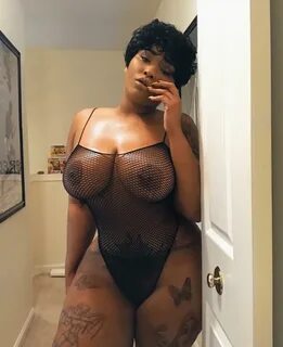 Milf ebony tits