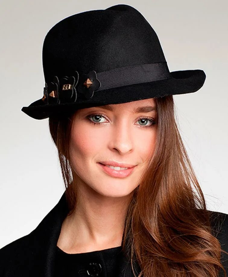 Шляпа это. Джейн Эбберлайн шляпы. Рената трилби. Шляпа женская. Модные шляпы.