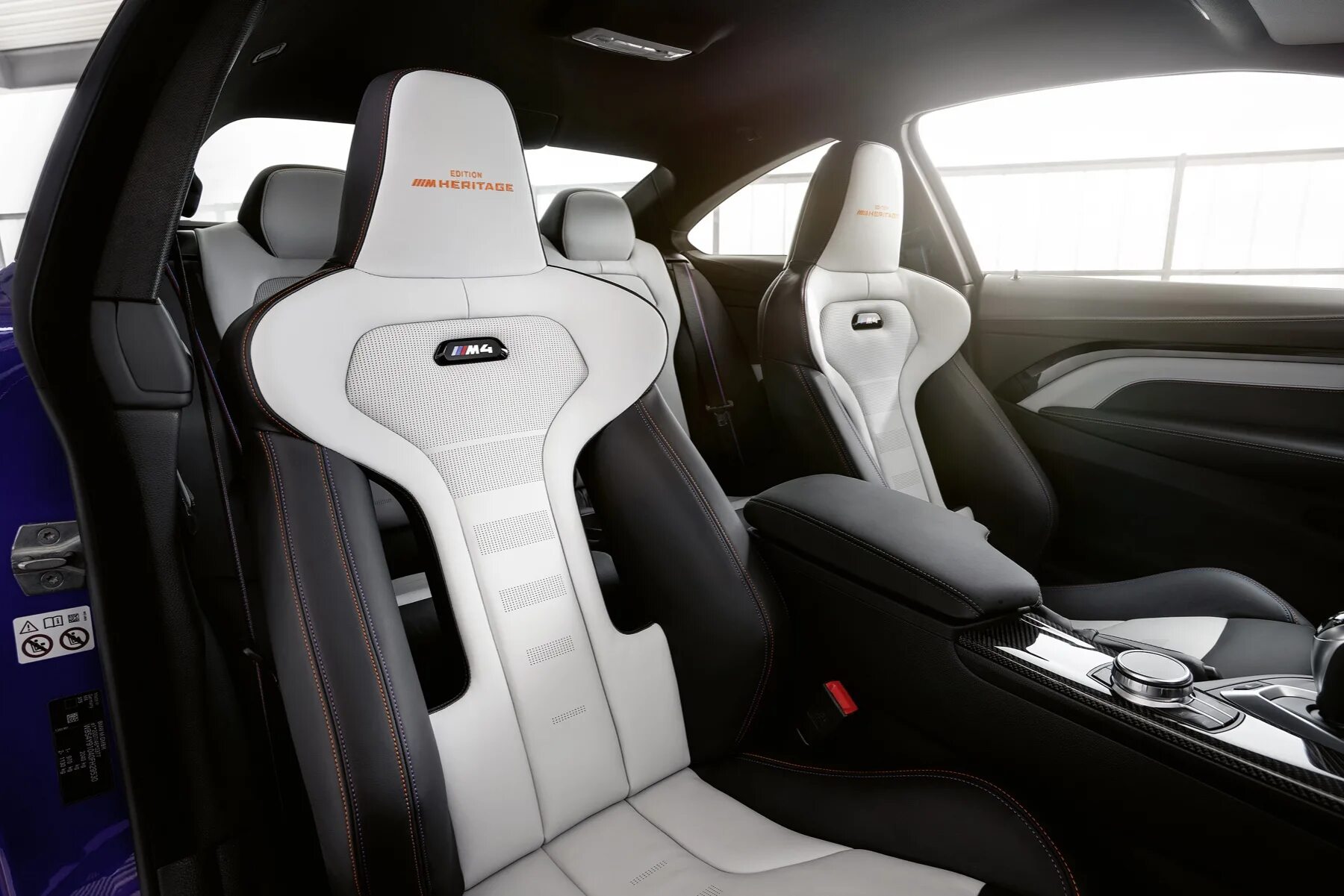 Edition four. Citroen ds3 60. Edition four. 0 kw. Edition four.