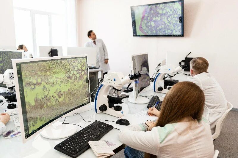Digital classroom. Класс цифровой микроскопии (Zeiss. Цифровой класс. Цифровые классы. Современный медицинский учебный класс.