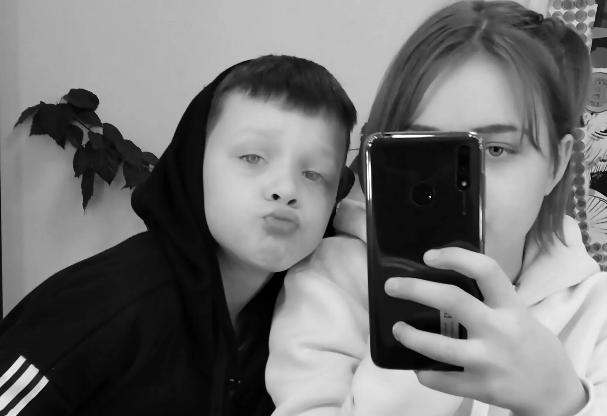 Дарья суднишникова и ваня. 13 летняя забеременела от 10 мальчика. Беременная даша в 13 лет. Шантель стедман сейчас. Альфи паттен самый молодой отец.