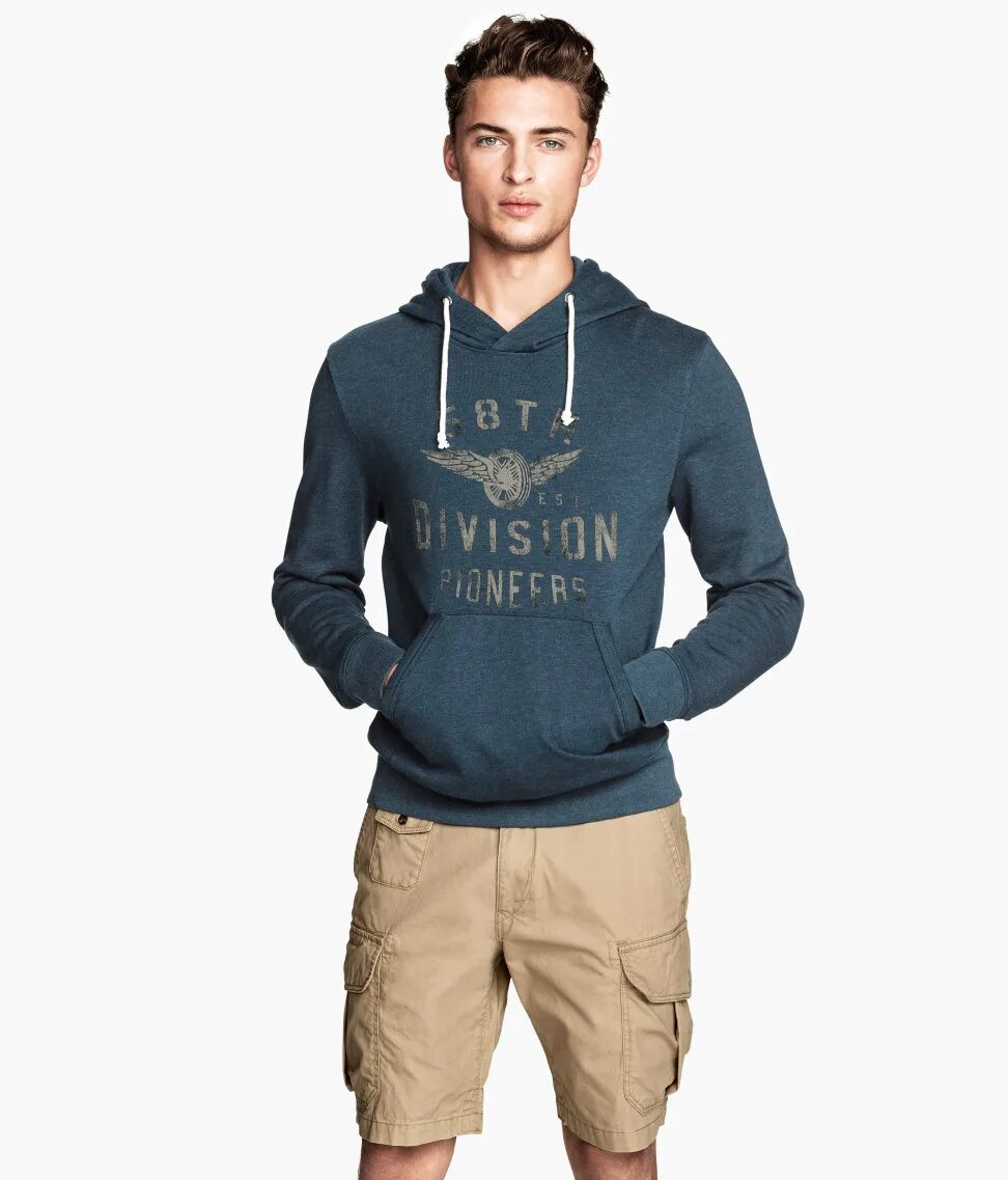 W wear. Рэпер kanye west. Кенни вест стиль. Косуха адидас. W wear.