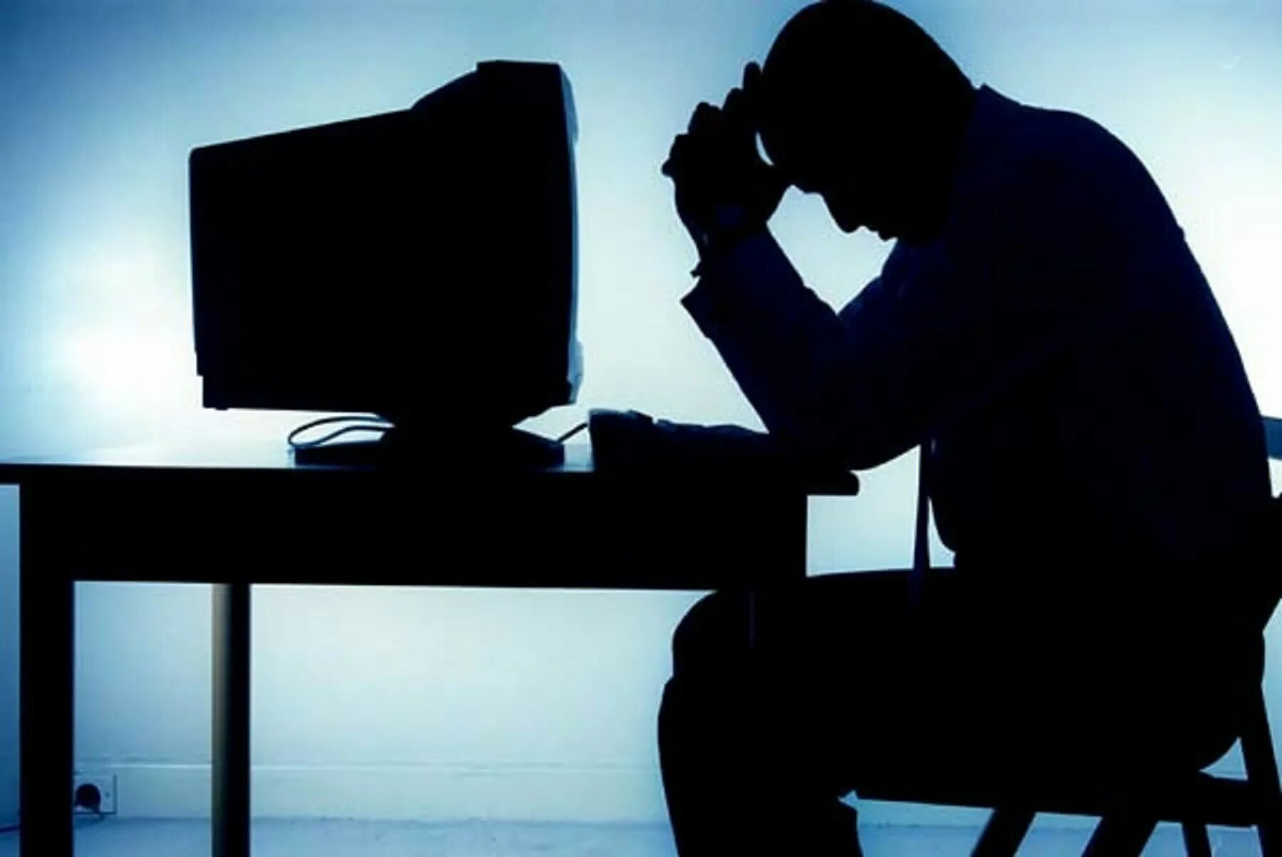 креативный бизнесмен. девушка в кафе. уставшая женщина. грустный человек в офисе. одиночество в бизнесе.