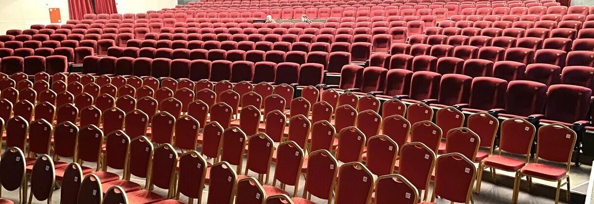 Дк металлург ижевск зал. Дк металлург зал. Дк металлург зал. Дк металлург зал. Дк металлург златоуст зал.