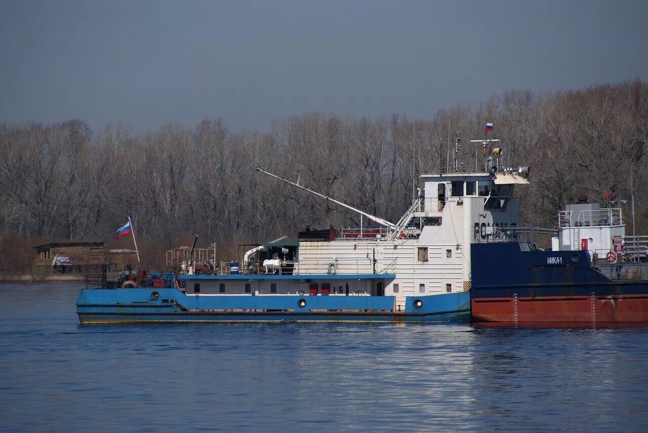 File:Tugboat Mayak 2012 G1.jpg - Wikimedia Commons
