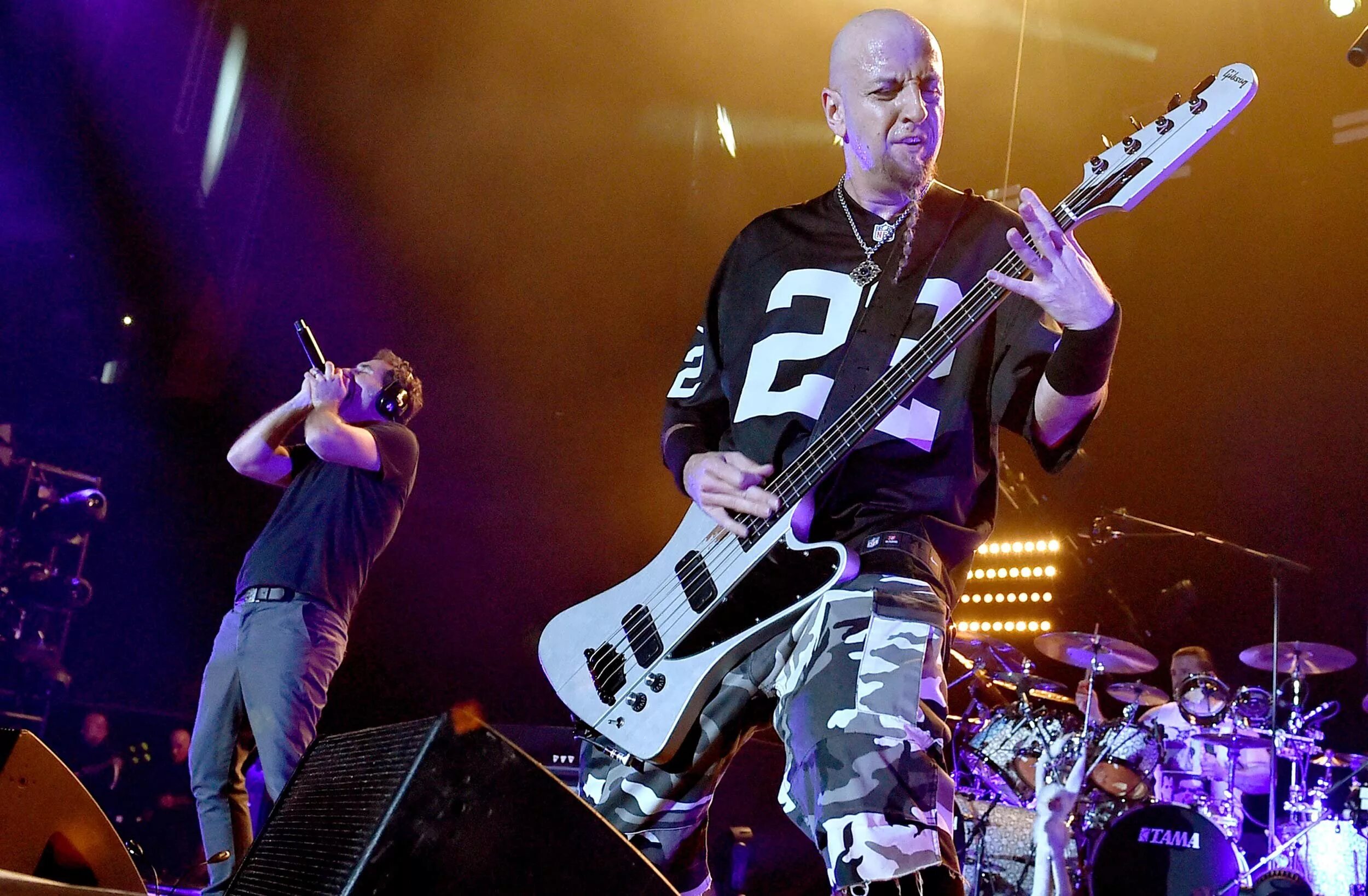 System down music. Группа system of a down. system of a down шаво. shavo odadjian. system of a down концерт.