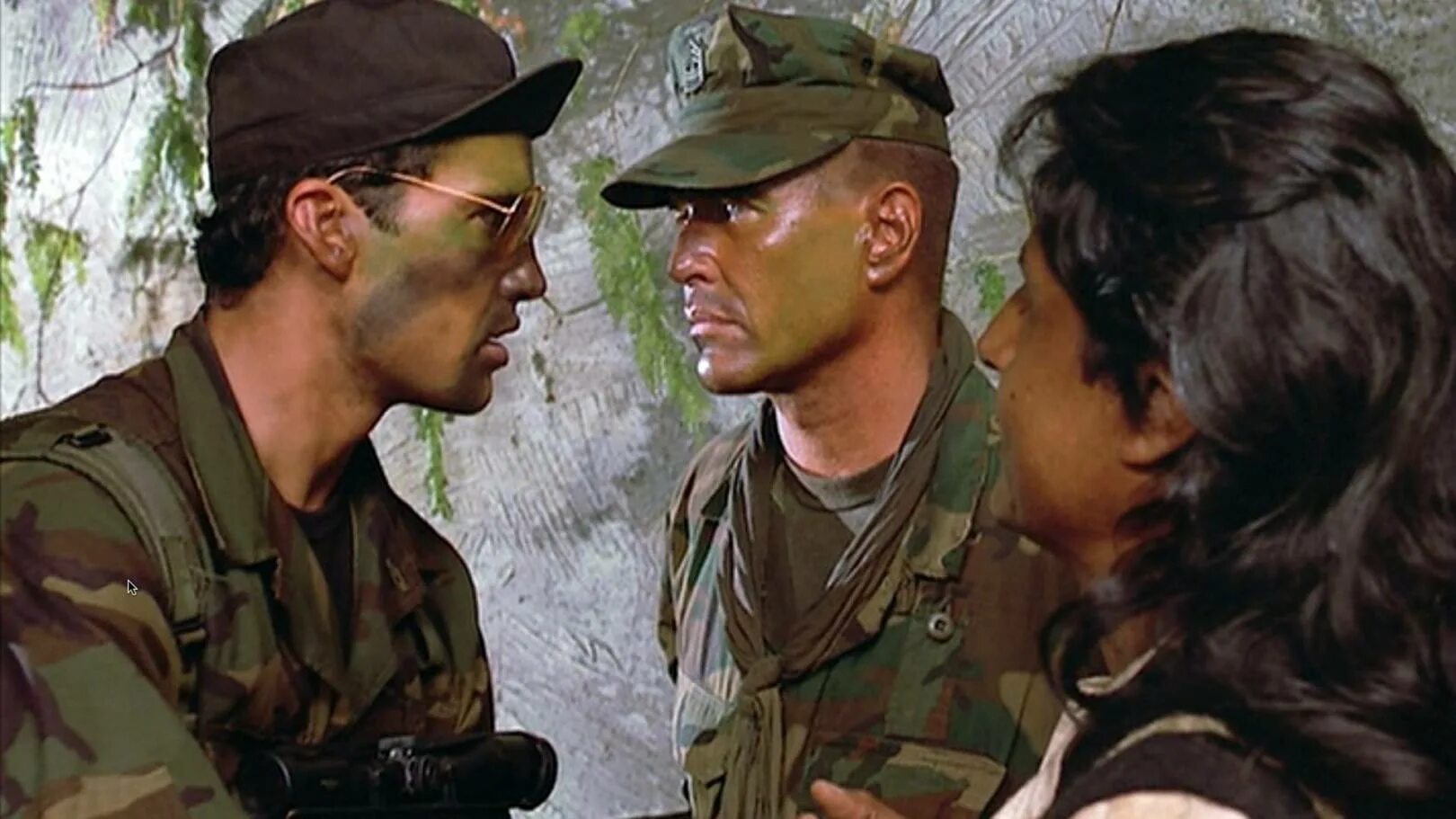 Снайпер 1993 год. Фильм снайпер том беренджер. Снайпер 1993 год. Снайпер (sniper) 1993. Снайпер фильм 1993.