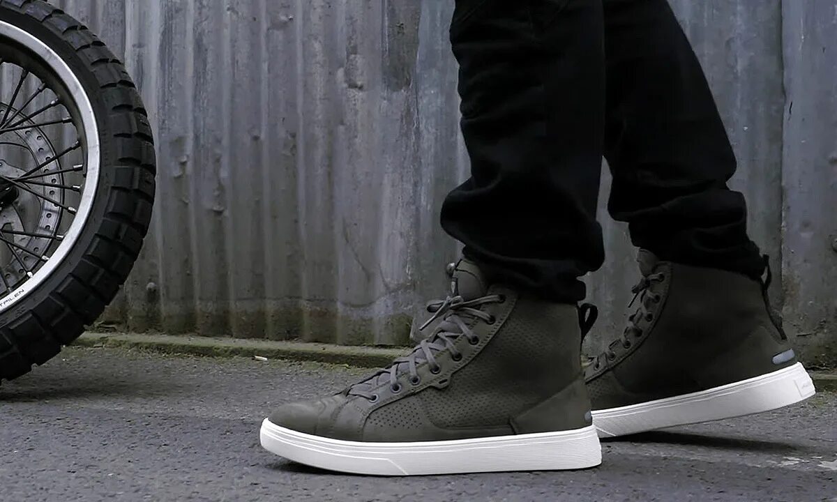 Return boot