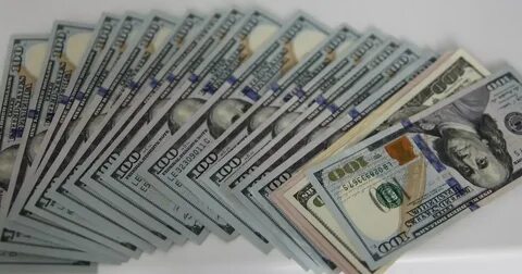 379 долларов в рублях