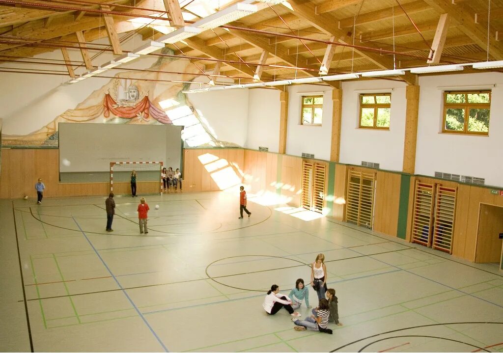 Дом дружбы нагатинская детский сад. Discovery club. Детский сад english preschool discovery. Discovery фирма. Discovery club.