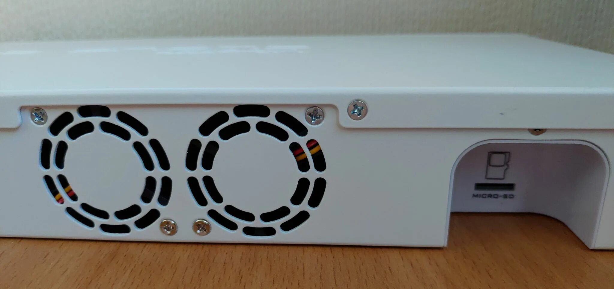 Mikrotik ccr1009 7g 1c 1s. Ccr1009-7g-1c-1s+. mikrotik ccr1009-7g-1c-1s+. маршрутизатор mikrotik ccr1009-7g-1c-1s+. mikrotik 1009-7g-1c.