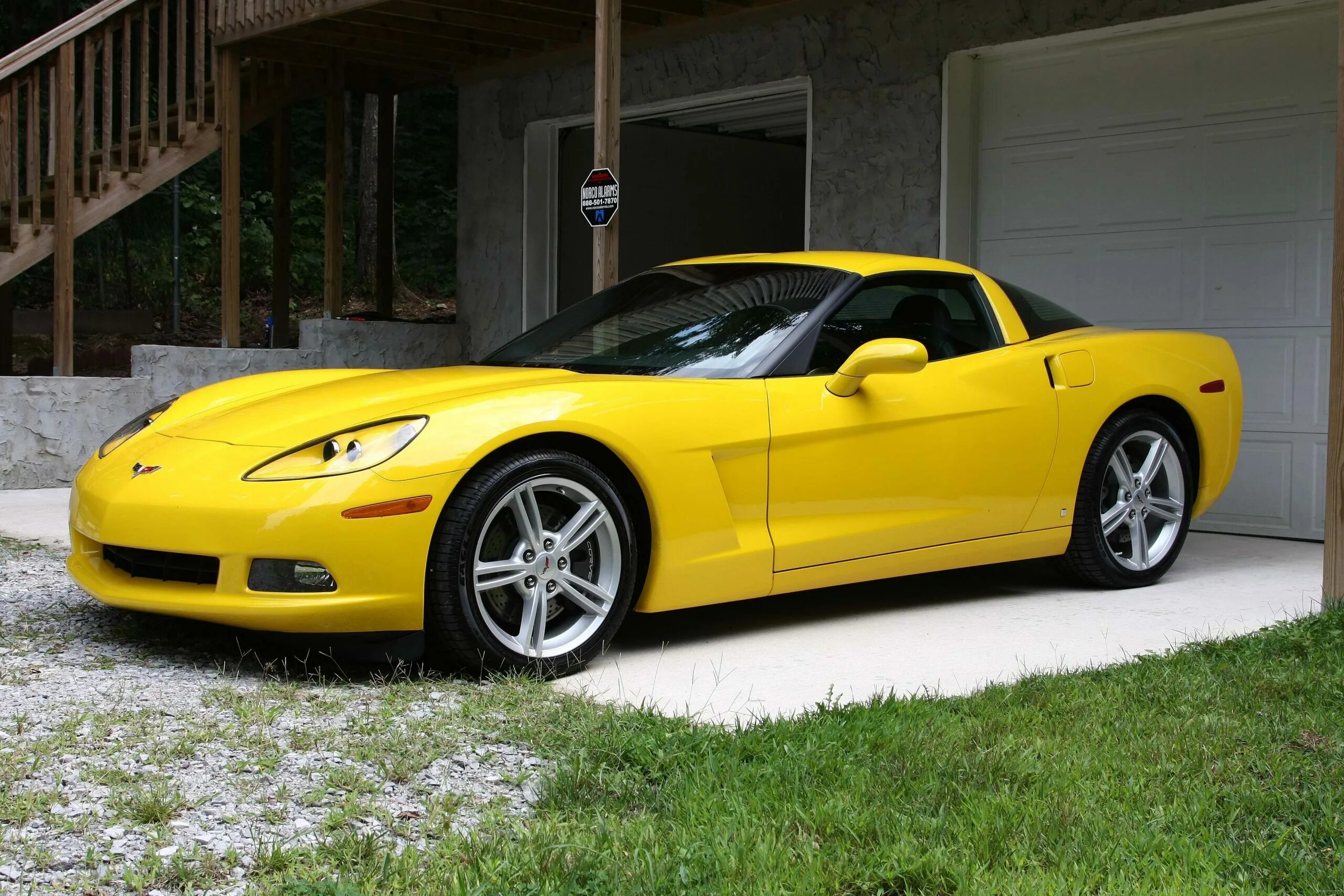 Chevrolet Corvette c6 Yellow. Chevrolet Corvette c6 желтый. Chevrolet Corvette c6 мажор. Corvette c6 2021.