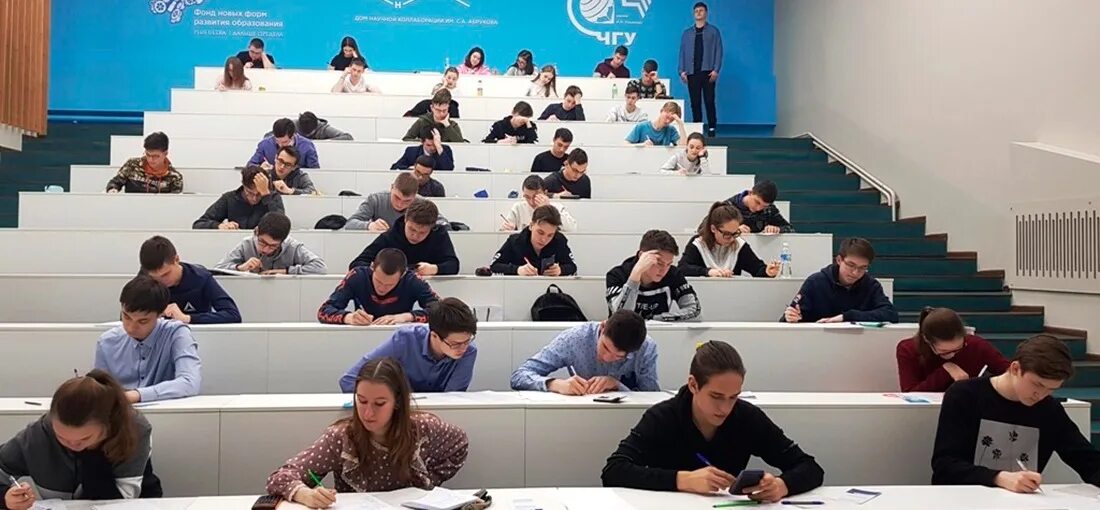 Жизнь в казахстане. 32 студента. Магдеев посетил нгпу. 32 студента. Тренинги предпринимательских компетенций.