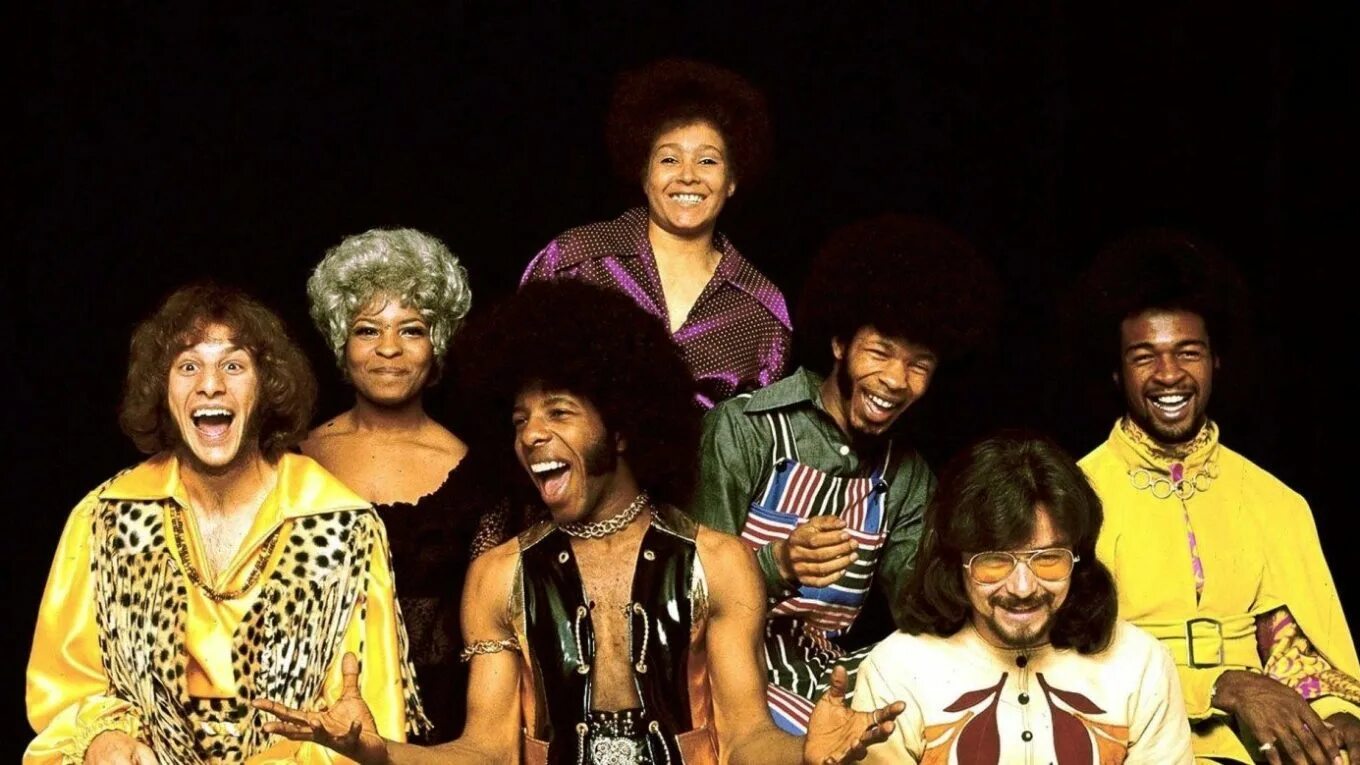 Песни слай. Группа Sly & the Family Stone. Фанк: Sly & the Family Stone « everyday people». Woodstock 1969 Sly & the Family Stone. Sly & the Family Stone Dance to the Music.