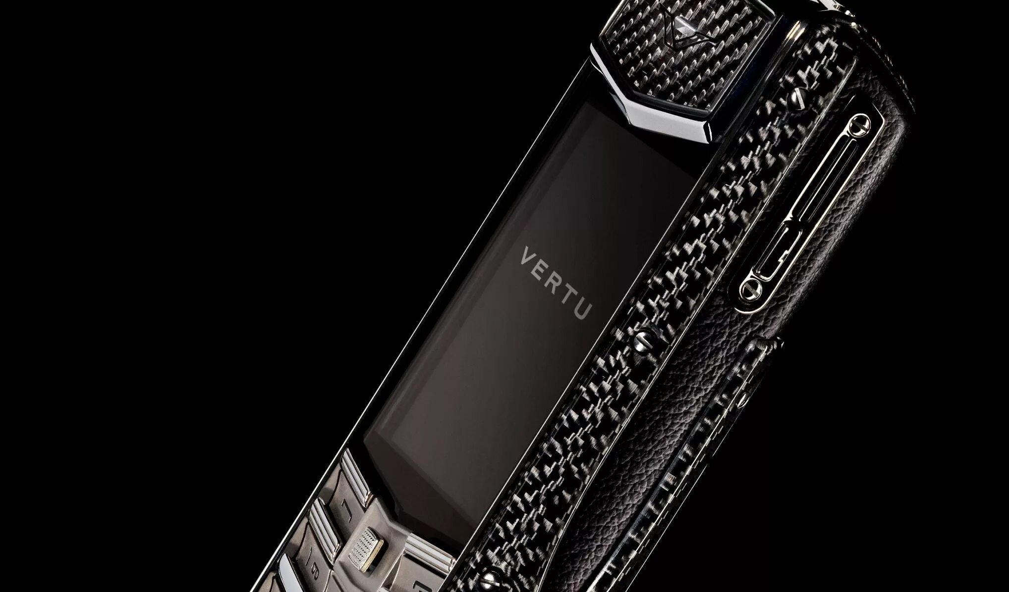 Верту телефон дорогие. Vertu Ascent ti Carbon Fibre. Телефон Vertu Ascent ti. Vertu Boucheron Кобра. Vertu Signature Boucheron Cobra.