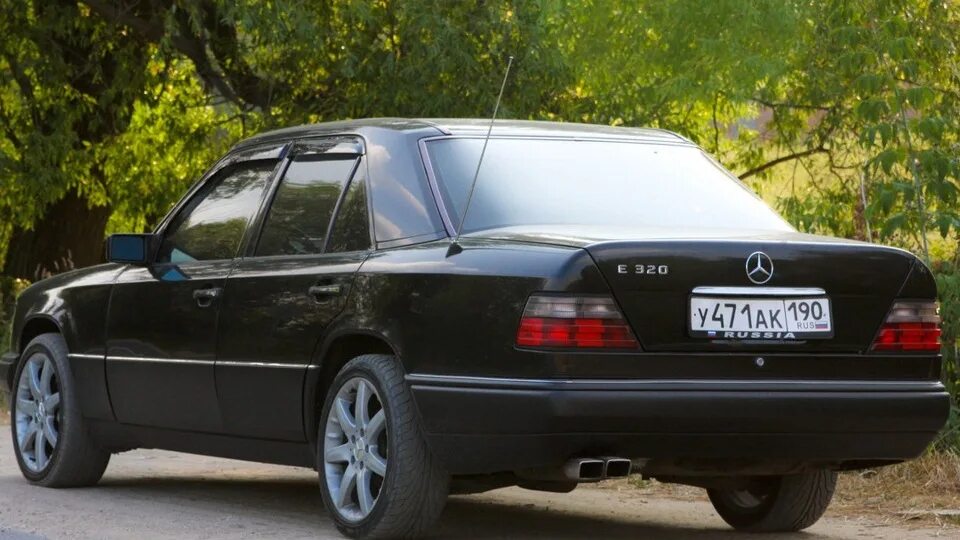 S 200 мерседес 90. Мерседес w124 80-90. Мерс 90. Mercedes w124 сток. Mercedes benz w124 e500.