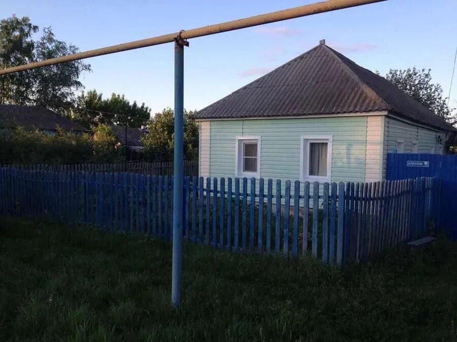 Вислая дубрава (белгородская область). Дом под самоотделку краснодар. Дома под самоотделку. Село вислое белгородской. Деревня калачевка омская область.