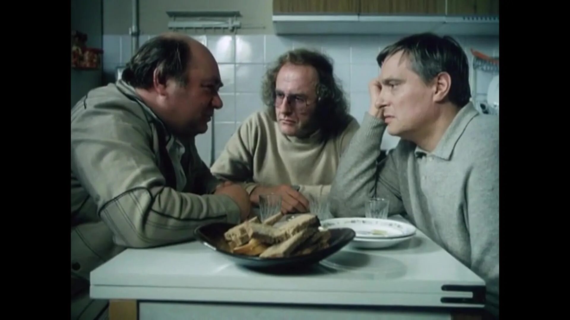 хорошо сидим момент. хорошо сидим фильм 1986. хорошо сидим! фильм 1986 кадры. евгений моргунов хорошо сидим!.