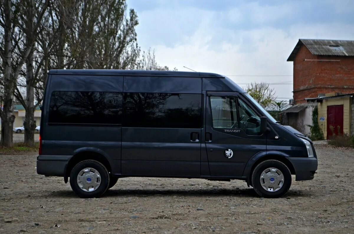 Грузопассажирский купить бу на авито. Ford Transit 2008. Форд Транзит 2008 года. Ford Transit Грузопассажирский. Ford Transit 2008 полугрузовой.