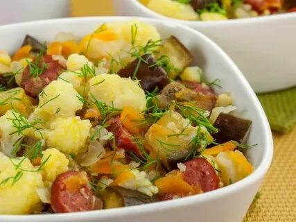 Цветная капуста с сосисками