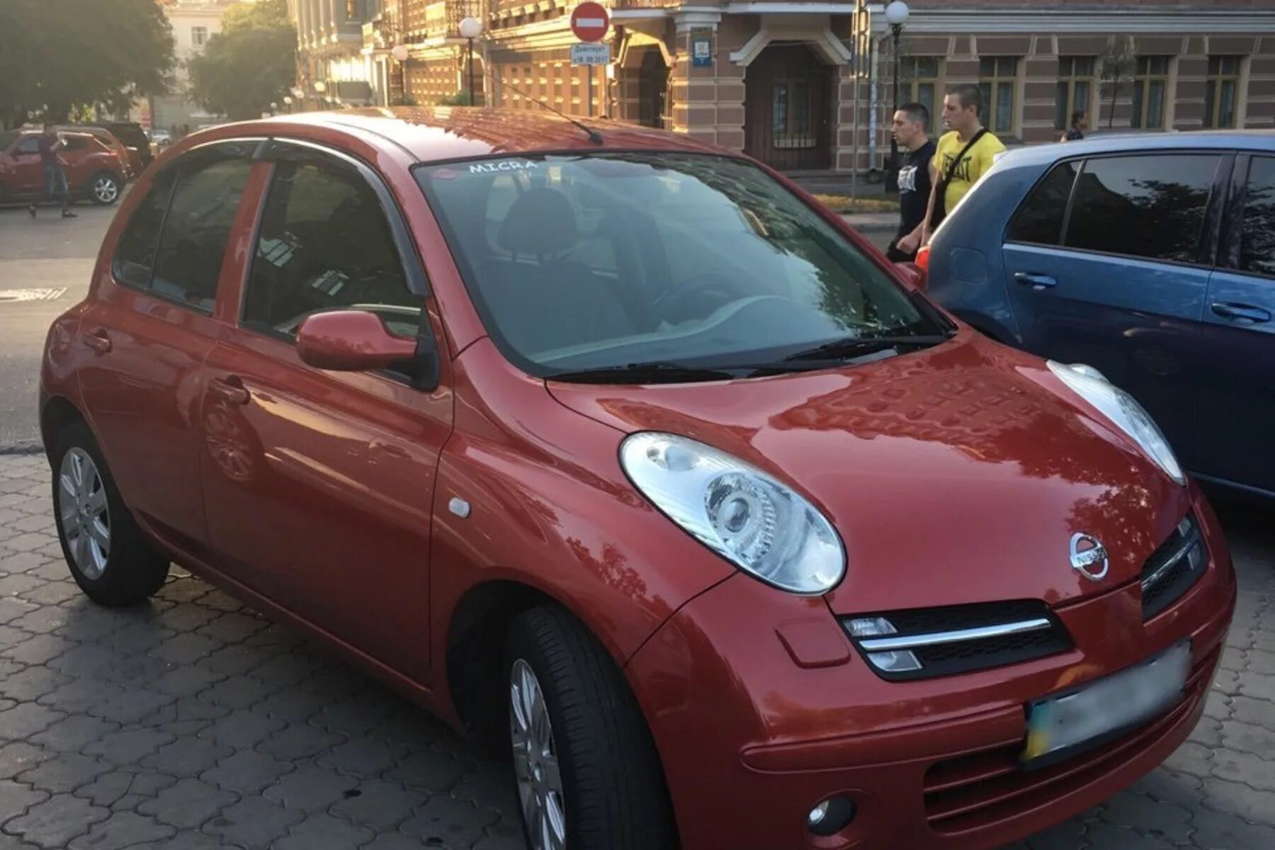 2. Nissan micra k13. Nissan micra k12. Выпуск ниссан микра. Nissan micra 2007.
