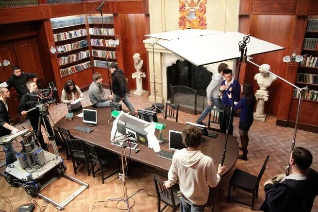 закрытая школа за кадром видео. закрытая школа съемки. максим морозов закрытая школа. закрытая школа съемки. съемки закрытой школы.