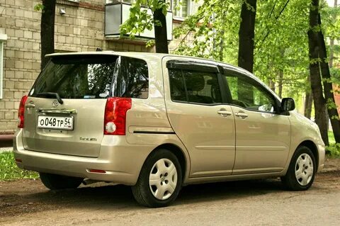 Toyota raum