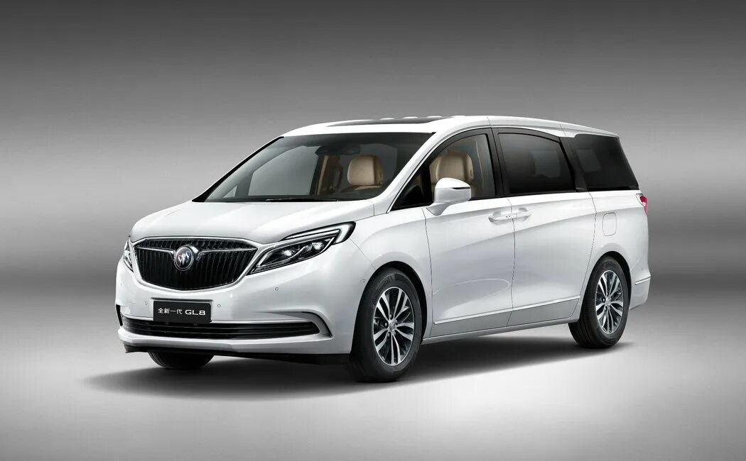 Ssangyong stavic 2019. Ставик санг енг гранд туризмо. Семиместный автомобиль китайского производства. Suzuki компактвэн. Ниссан семиместный минивэн.