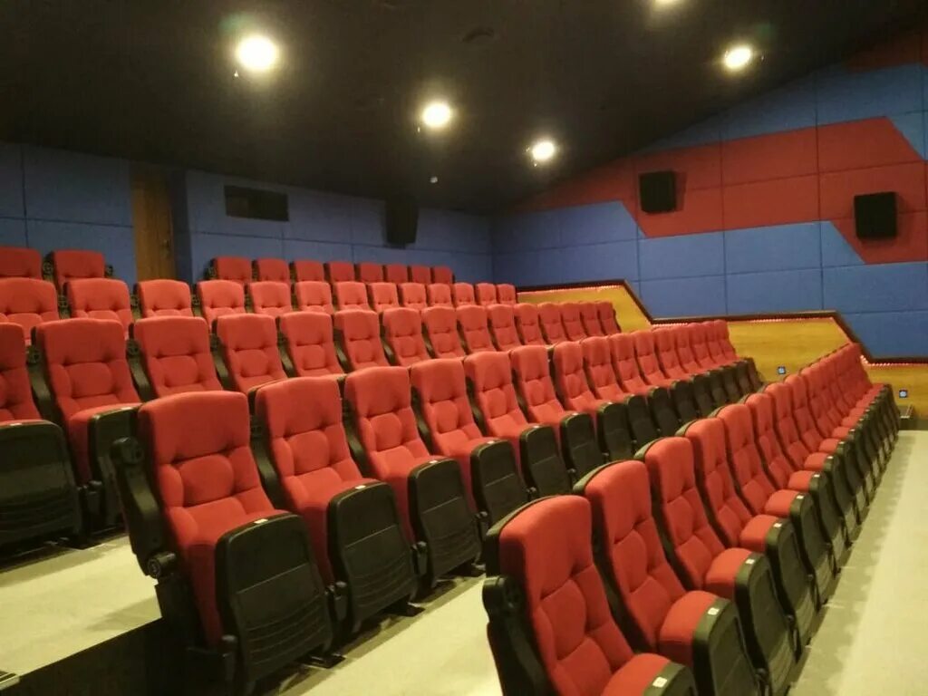 премиум зал синема парк пермь семья. мягкий кинотеатр челябинск мегаполис. кинотеатр синема парк пермь. мягкий кинотеатр спешилов пермь. кинотеатр сан сити новосибирск зал 4.