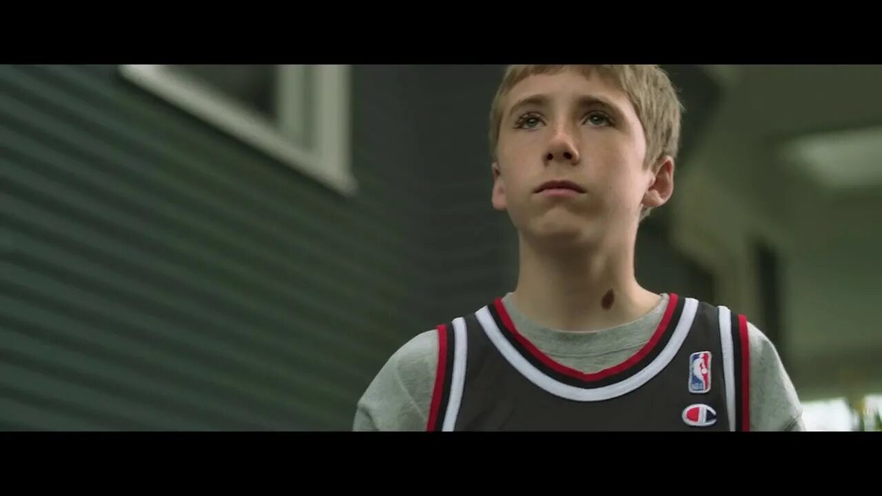 Macklemore wings. Wings обложка macklemore. маклемор клип.