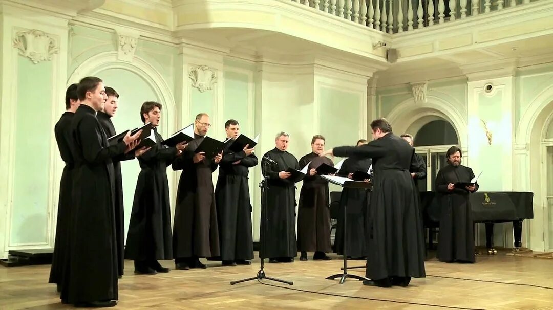 Церковный хор древней руси. Пение духовных песнопений. Пение в церковном хоре. Хор в православном храме. Хор михальченко челябинск.