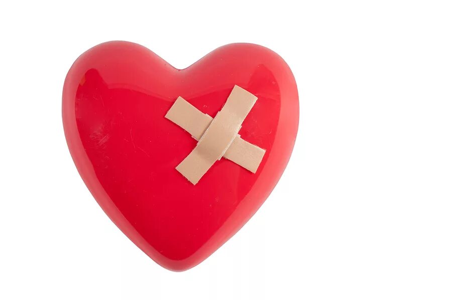 сердце с пластырем смайлик