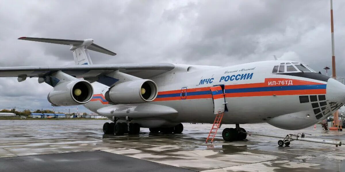 Ил-96 военно-транспортный. Ил-76 военно-транспортный самолёт. Авиакатастрофа рязань ил76. Ил-76 военно-транспортный самолёт разбился под рязанью. Самолет ил 76 военно транспортный что случилось.