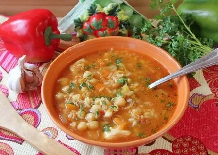 Чечевица на мясном бульоне