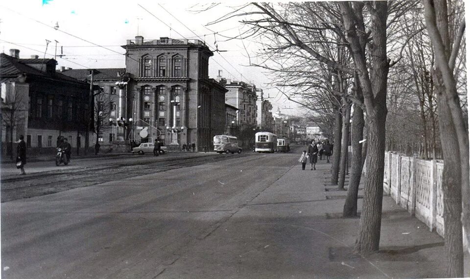 Телефонов казань старый. Казань 1970 годы. Ул Татарстан 70 Казань. Старый Казань ул Татарстан. Казань 60 годов.