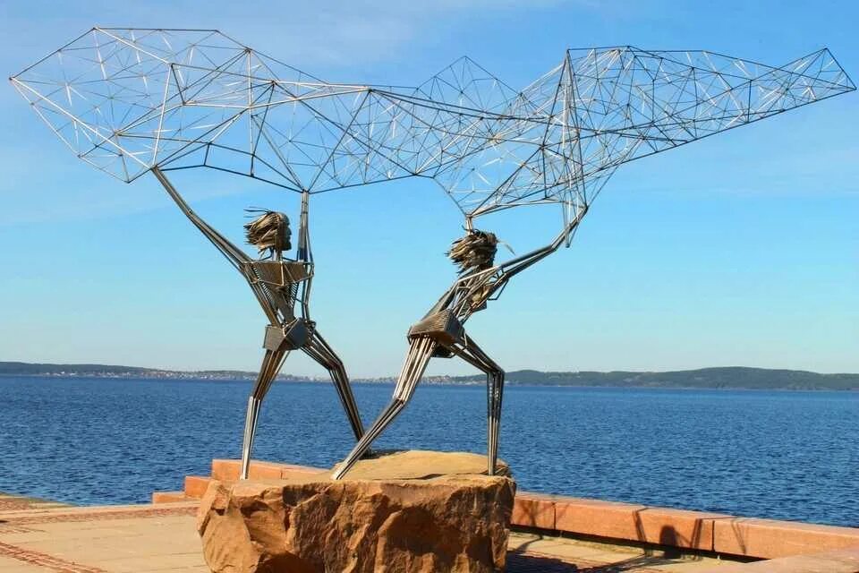 Скульптура рыбакам