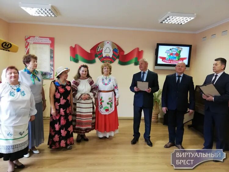 Сайты тцсо. Социальное учреждение для пожилых. Сайты тцсо. Гбу тцсо мещанский. Тцсо сокольники презентация.