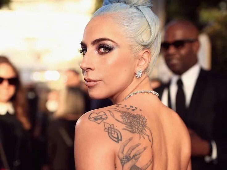 Artpop lady gaga татуировка. Татуировки леди гаги фото. Татуировки леди гаги. Леди гага фото. Татуировки леди гаги.