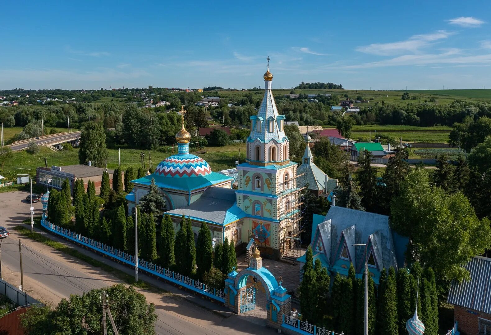 Вологодская область тульская область краснодарский край. Дедилово Церковь Параскевы пятницы. Храм в Дедилово Тульская область. Киреевск Дедилово Церковь. Храмы в Дедилово в Туле.