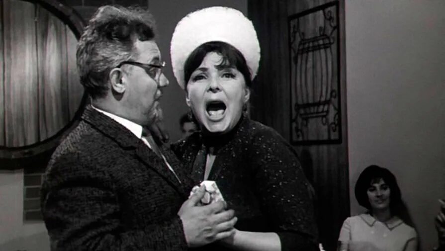 Пани из 13 стульев. Пани из 13 стульев. Пани из 13 стульев. Пани из 13 стульев. Пани из 13 стульев.