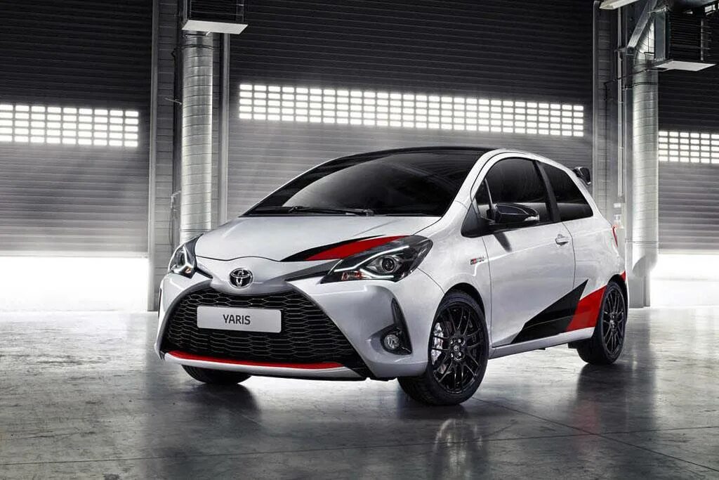 Toyota vitz 2018. Toyota Vitz 2020. Toyota GRMN Yaris. Toyota Vitz 2021. Toyota Yaris 2023.