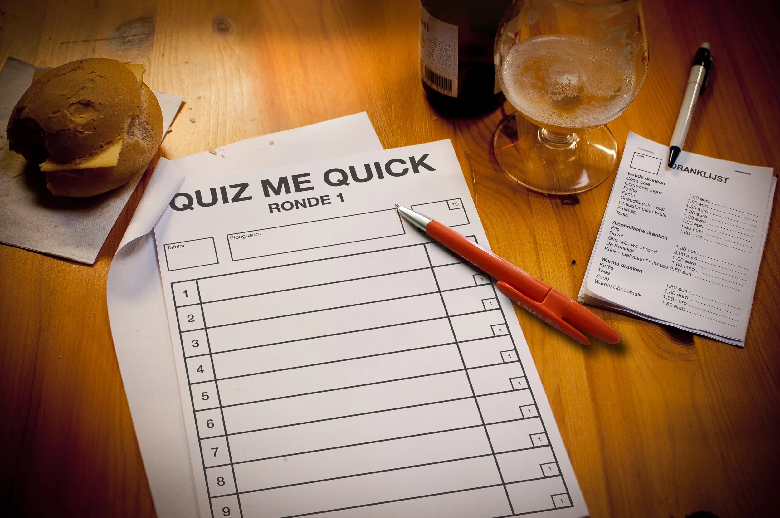 Quiz test me. Квиз. квиз заставка. quiz фон. квиз шаблон.