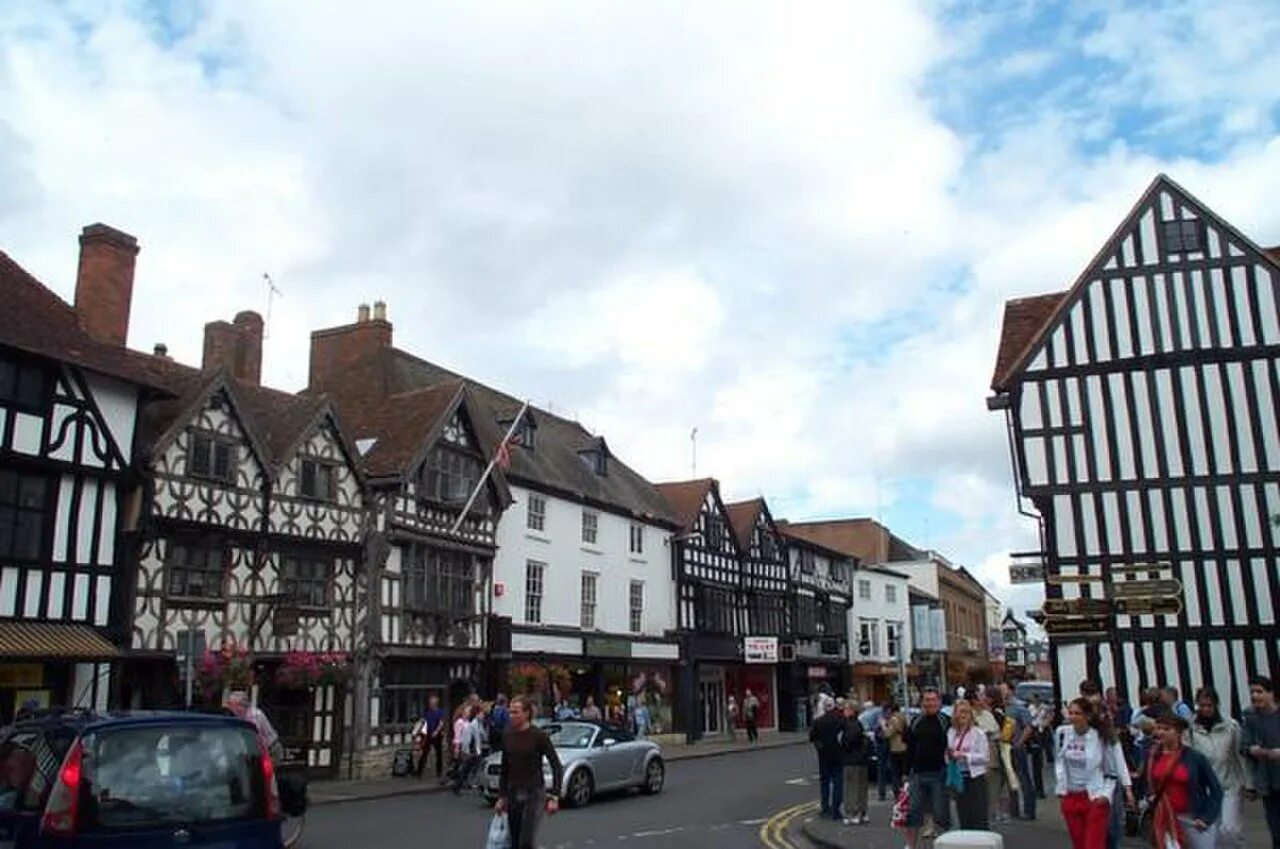 Stratford-upon-Avon Шекспир. Город Стратфорд Англия. Стратфорд-апон-эйвон Шекспир. Stratford upon Avon.