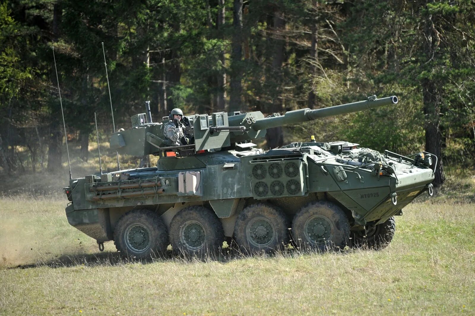 Gun system. M1128 MGS Страйкер. Колесный танк Stryker m1128 MGS. M1128 mobile Gun System Stryker. M1128 БМП.
