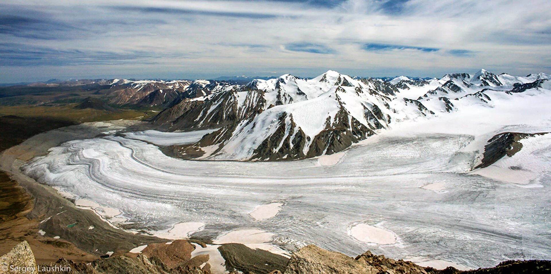 Самый большой горный ледник в мире. Ледник Потанина Монголия. Ледник Кош Агач. Ледник Потанина на Алтае. Горный узел Табын-Богдо-Ола.