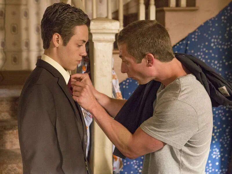 Бесстыжие терри милкович. Бесстыжие 5 9. Бесстыжие 5 9. Бесстыжие 9. Блейк коллинз бесстыдники.