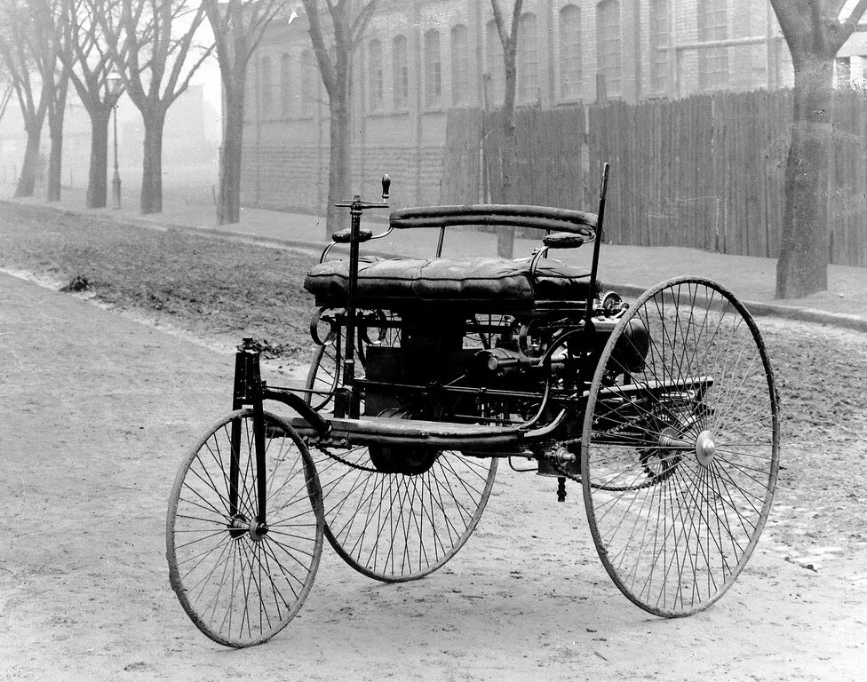 Про первый автомобиль. Benz Patent-Motorwagen 1886 года.