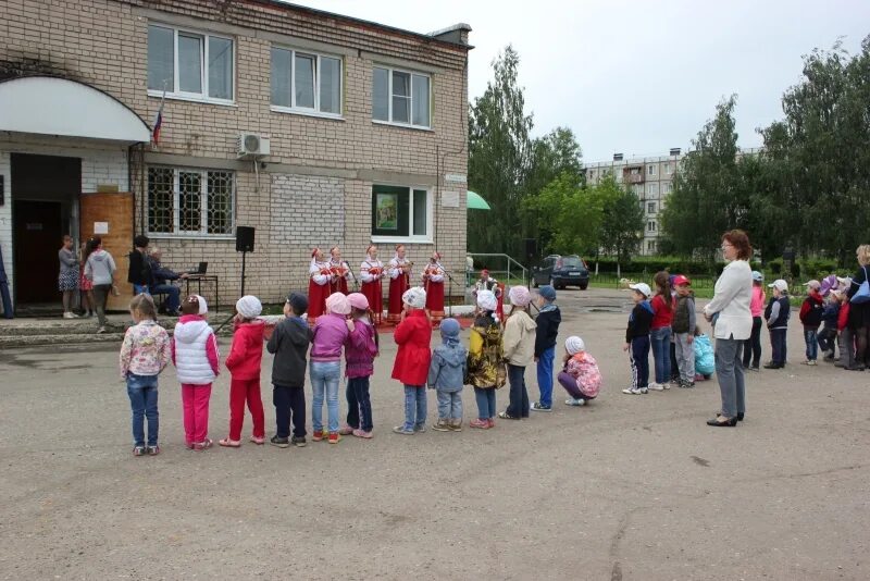 Ооо уком иваново. Население Ново Талицы. ООО УК Ивановского района Ново-Талицы. Пл Рупасова Ново Талицы. Ул Школьная 7 Новоталицы.